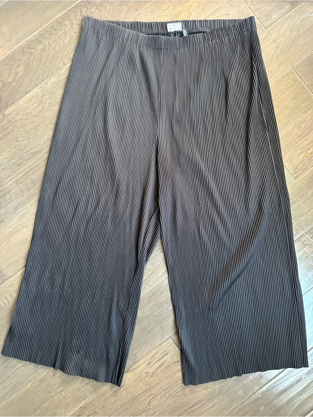 ASOS Design Curve Black Plisse Culotte Wide-Leg Cropped Trousers Size 16W